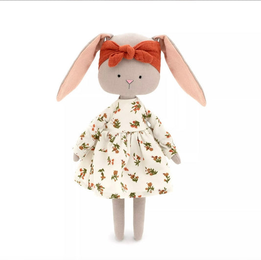Peluche, Lucy la lapine