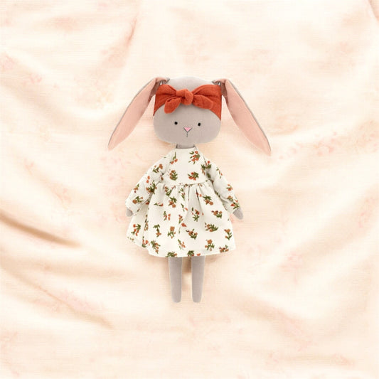 Peluche, Lucy la lapine